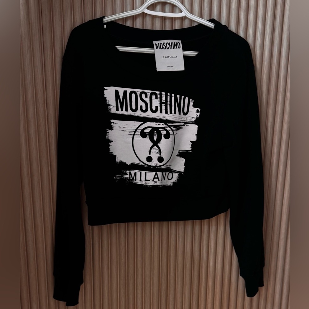 Moschino black cropped pull over sweater